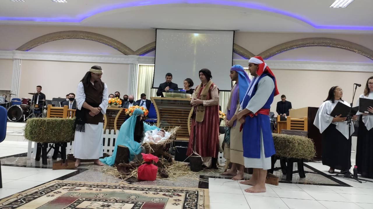 Encenação do nascimento do menino Jesus