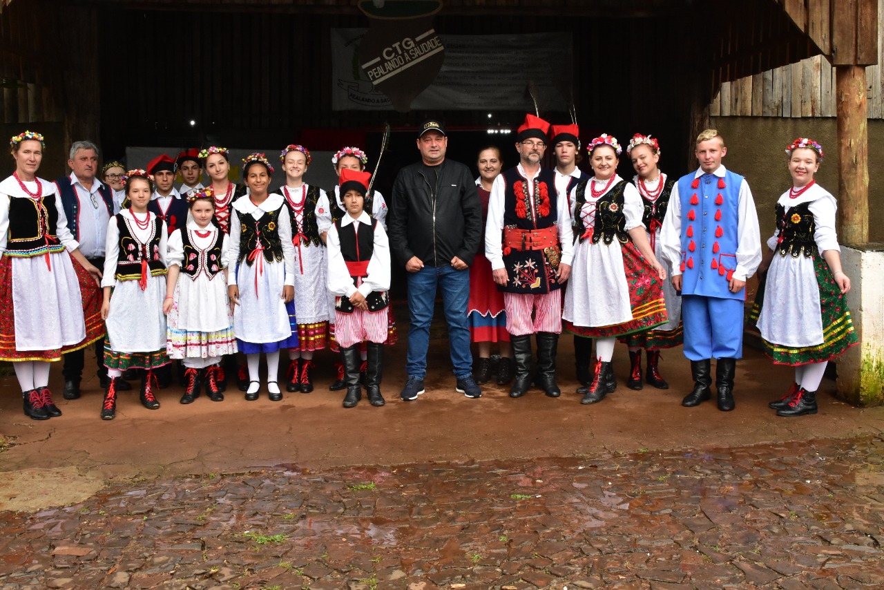 Grupo Folclórico Polonês Jagoda